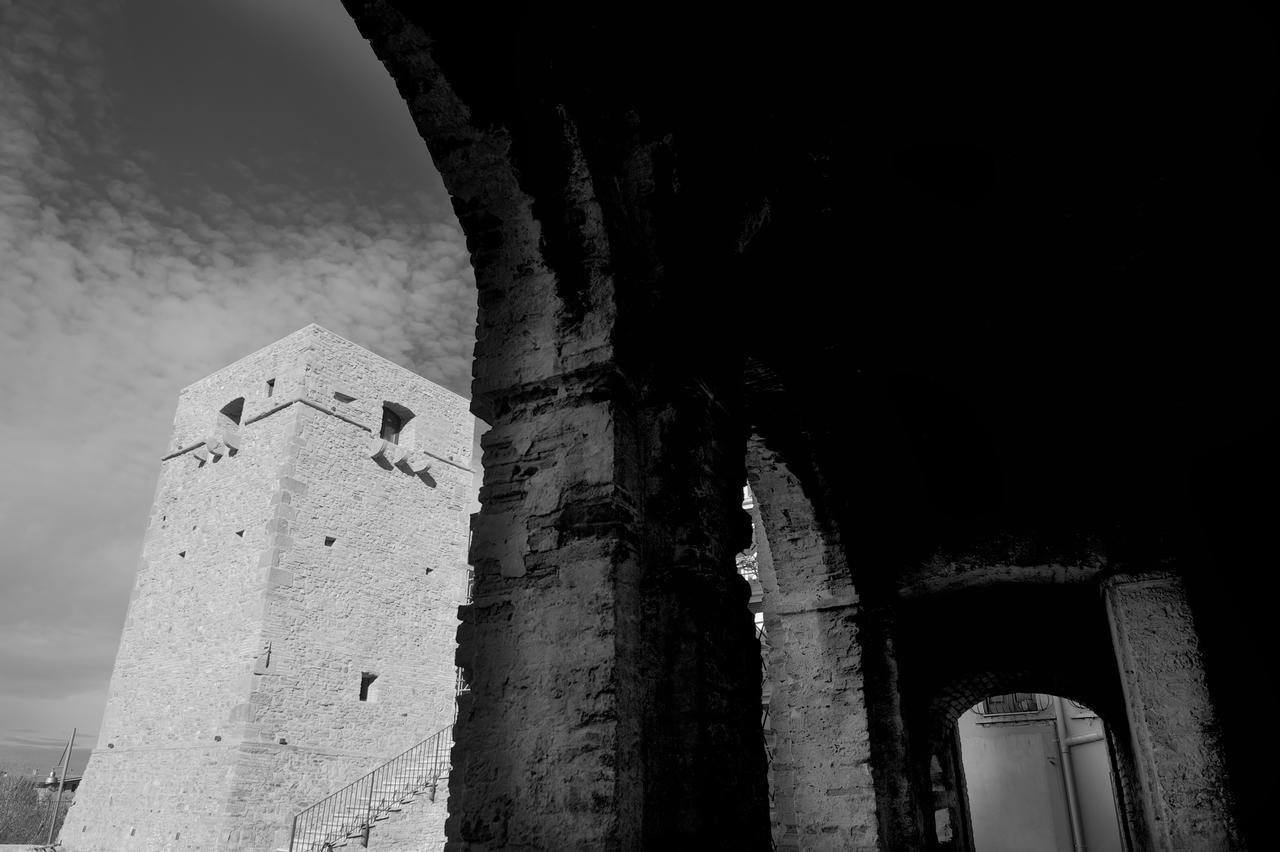 Torre Della Loggia - Dimora Storica - Ortona Exterior foto